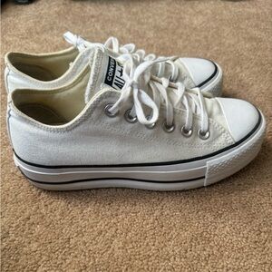 Chuck Taylor Platform Converse Shoes White and Black BARLEY WORN